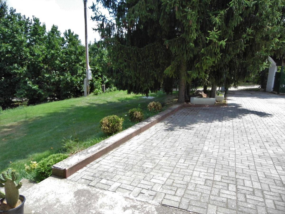 Gergely-Haz, A Volt Peteri Dezsas Vendeghaz Villa Sajoszentpeter Exterior photo